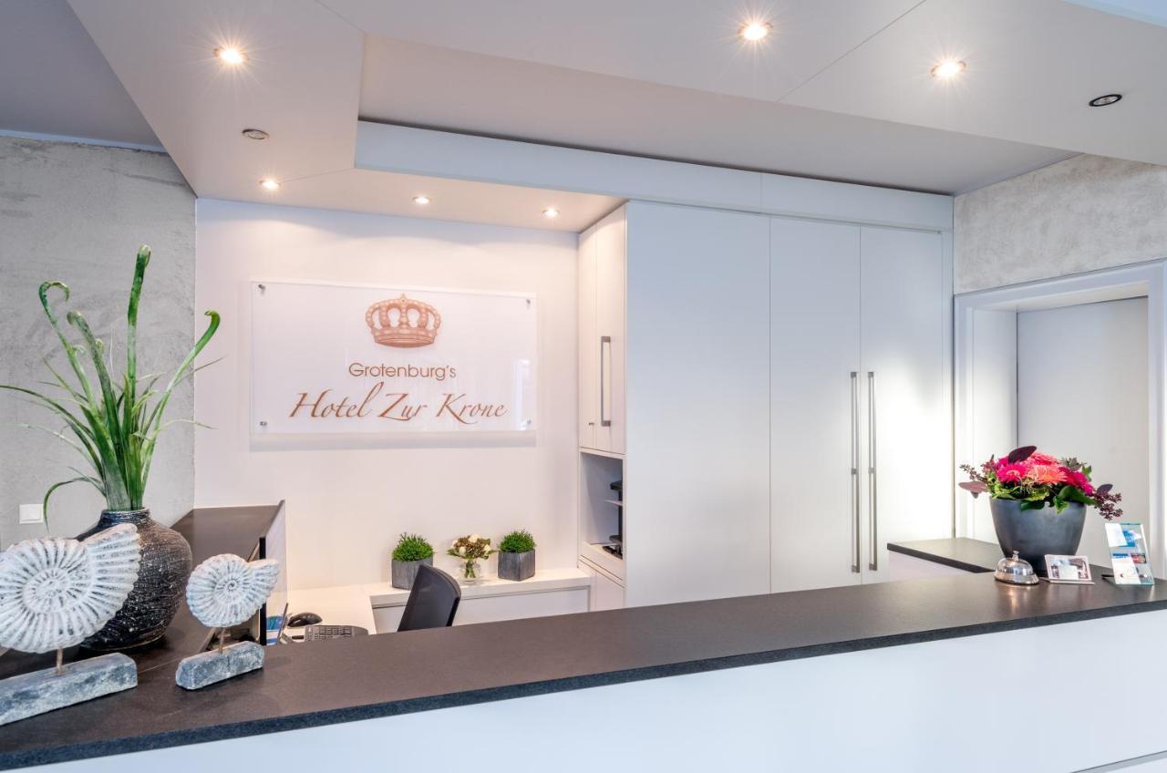 Hotel Zur Krone Meerbusch Esterno foto
