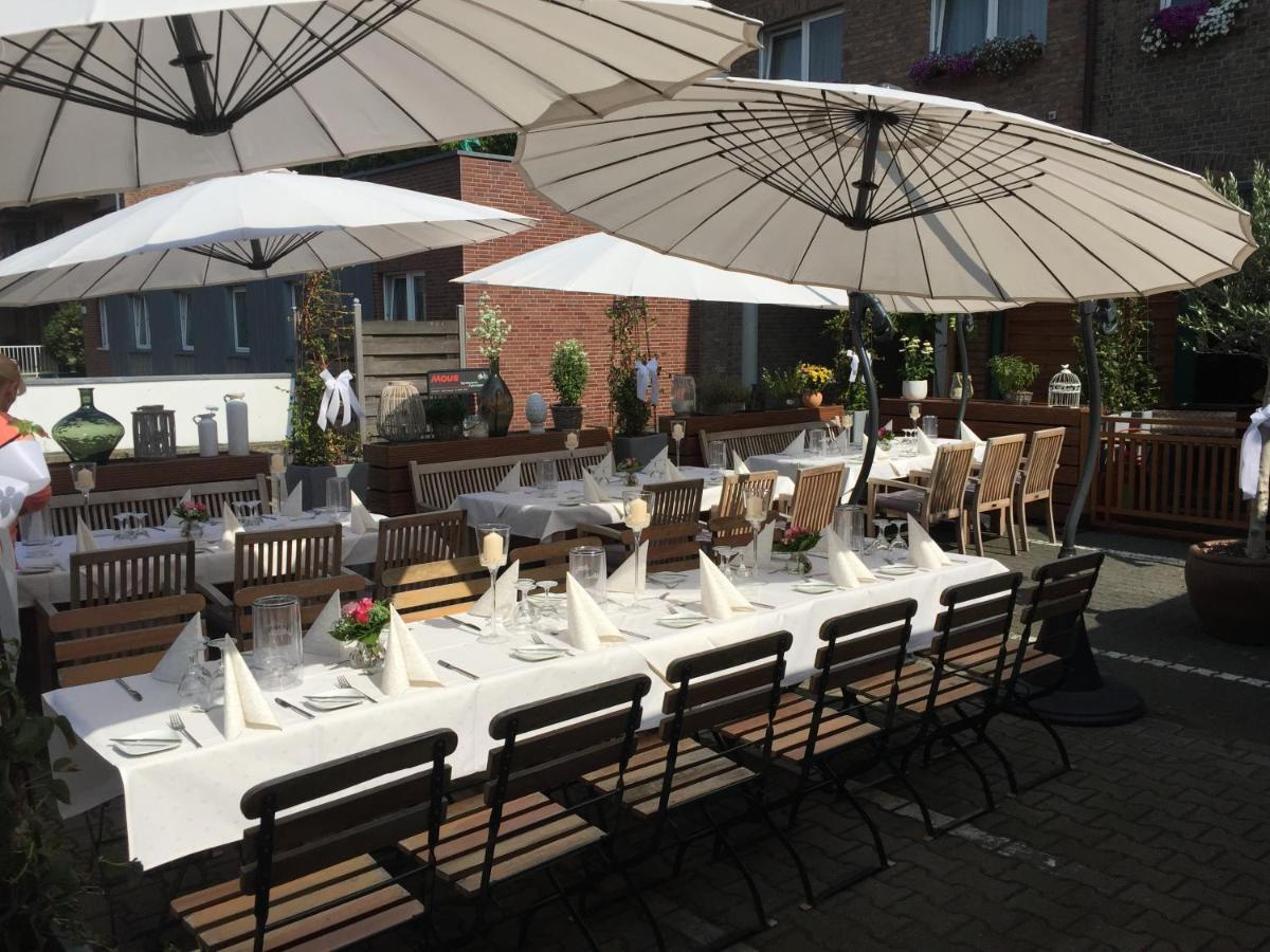 Hotel Zur Krone Meerbusch Esterno foto