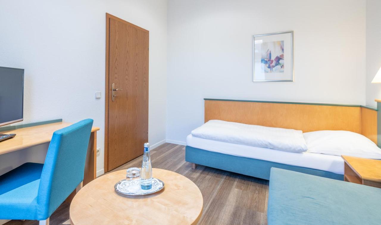 Hotel Zur Krone Meerbusch Esterno foto